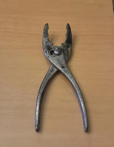 antiques road show pliers